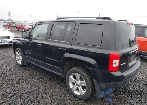 2012 Jeep Patriot Latitude z USA, uszkodzony, nr VIN 1C4NJRFBXCD540050